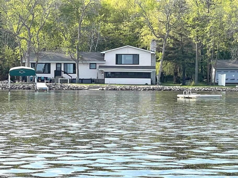 Life Is Good Lodge Lakefront With Sandy Beach Brainerd Exterior photo