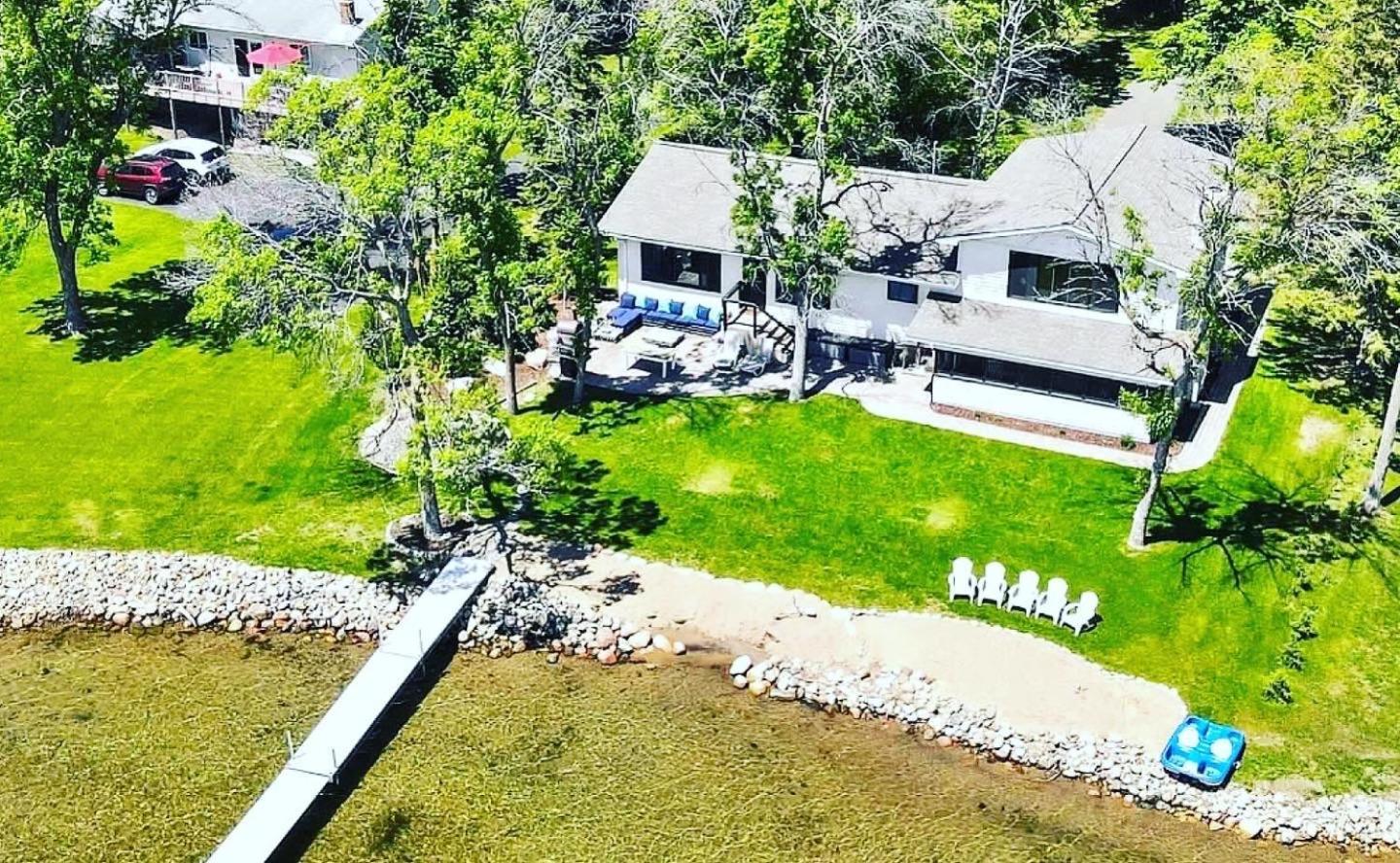 Life Is Good Lodge Lakefront With Sandy Beach Brainerd Exterior photo